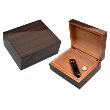 Humidor 09441 na 25 cygar, cedr, brązowy LAKIER 24x20x10 cm WYPRZEDAŻ