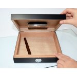 Humidor na 12 cygar.