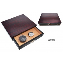 Humidor 920016 na 10 cygar, cedr, czarno-bordowy, 25x21.5x5.5 cm