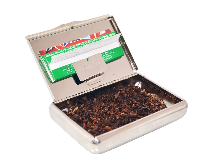Pudełko na tytoń, 0406006 metalowe z uchwytem na bibułki, 4 wzory